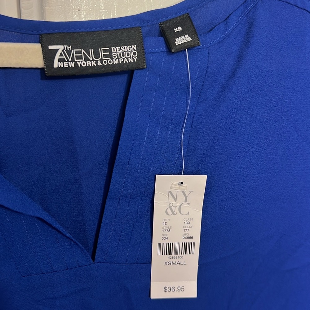 Blouse - Picture 3 of 3